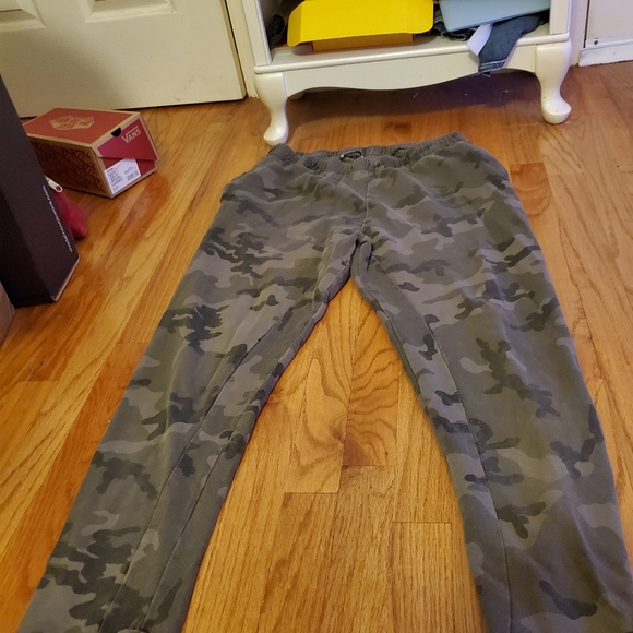 Zara Camo Sweatpants - Picture 8 of 16